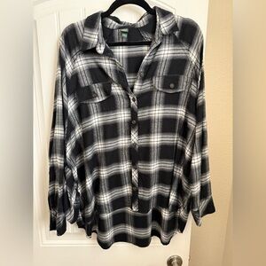 Wild Fable Women’s Long Sleeve Button Down Shirt